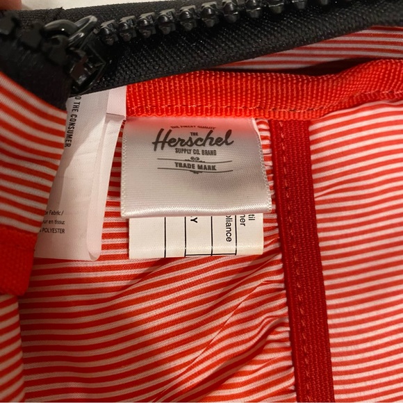 Herschel Supply Reflective Backpack Mid Volume - Picture 14 of 15